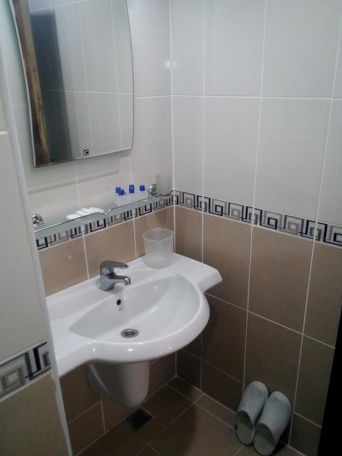 Hotel Red Rose Истанбул Екстериор снимка
